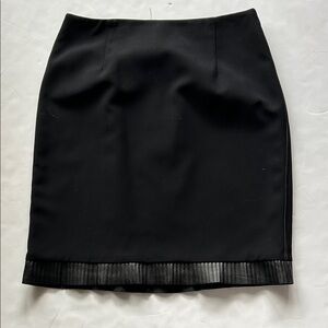 Kay Unger Black Pencil Skirt with leather trim size 8